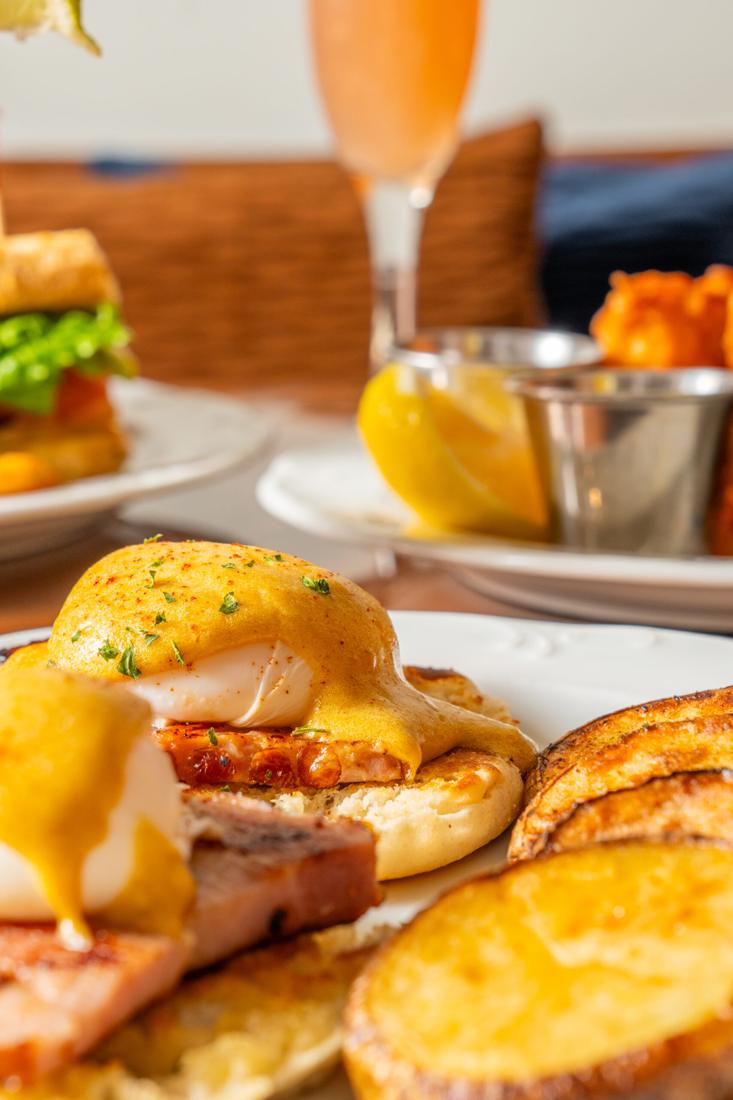 Eggs benedict with breakfast potatoes